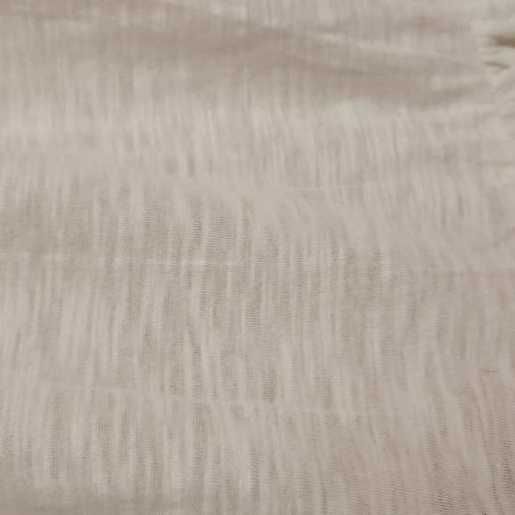 Lucky Brand Flutter Sleeve Top - Picture 7 of 8